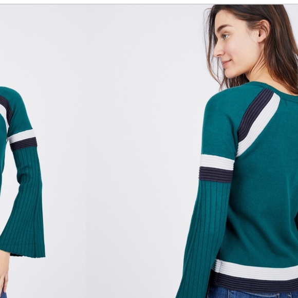 Contrast Stripe Sweater - Picture 4 of 4